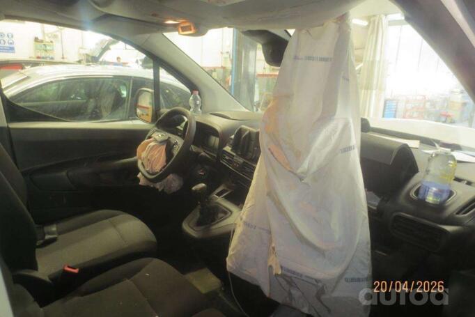 Opel Combo E