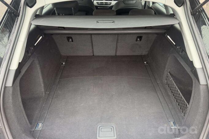 Audi A4 B9 Avant wagon 5-doors