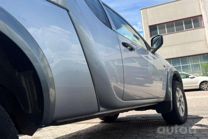 Mitsubishi L200 3 generation [restyling]
