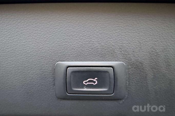 Audi A6 4G/C7 Allroad quattro wagon 5-doors