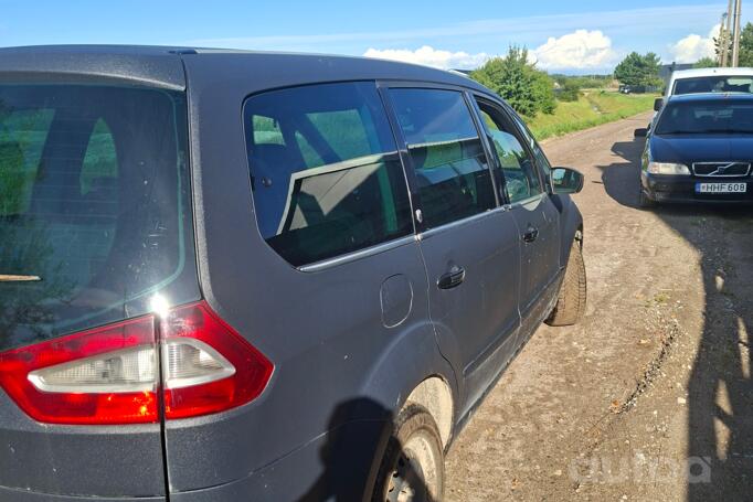 Ford Galaxy 2 generation Minivan