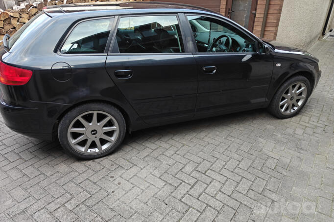 Audi A3 8P/8PA [restyling] Sportback hatchback 5-doors