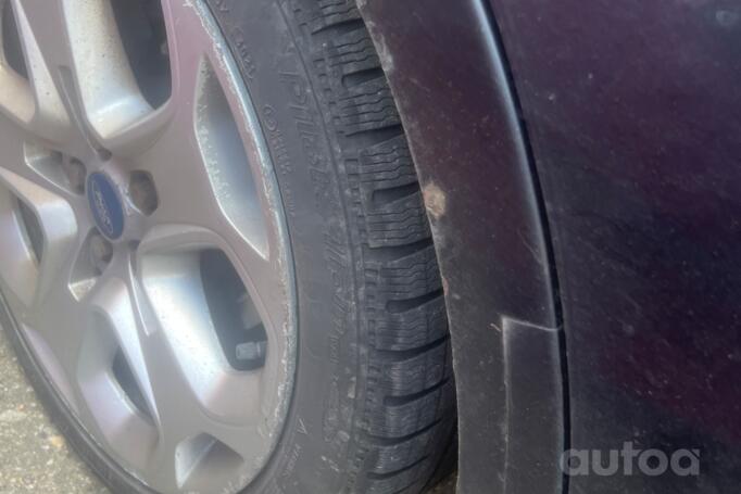 Ford Mondeo 4 generation Liftback