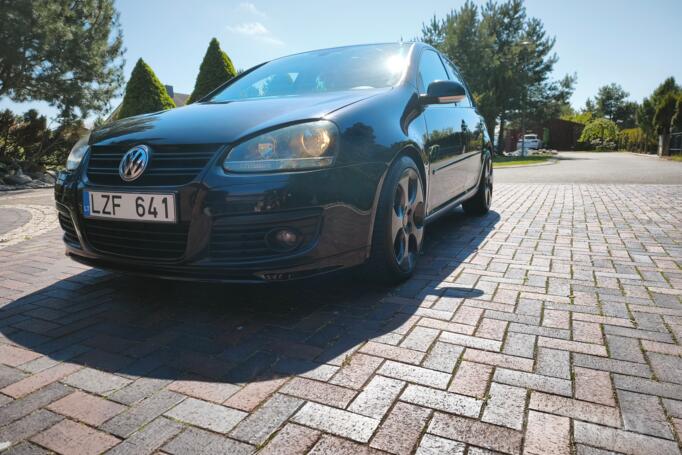 Volkswagen Golf 5 generation Hatchback 5-doors