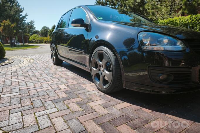 Volkswagen Golf 5 generation Hatchback 5-doors
