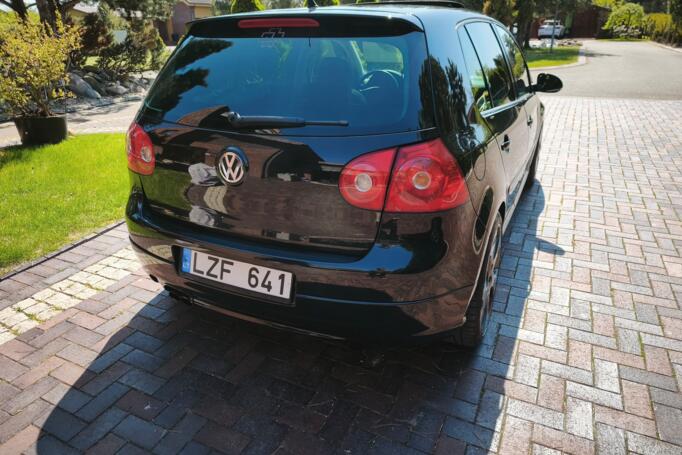 Volkswagen Golf 5 generation Hatchback 5-doors
