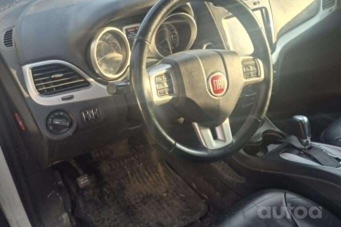 Fiat Freemont 345 Crossover