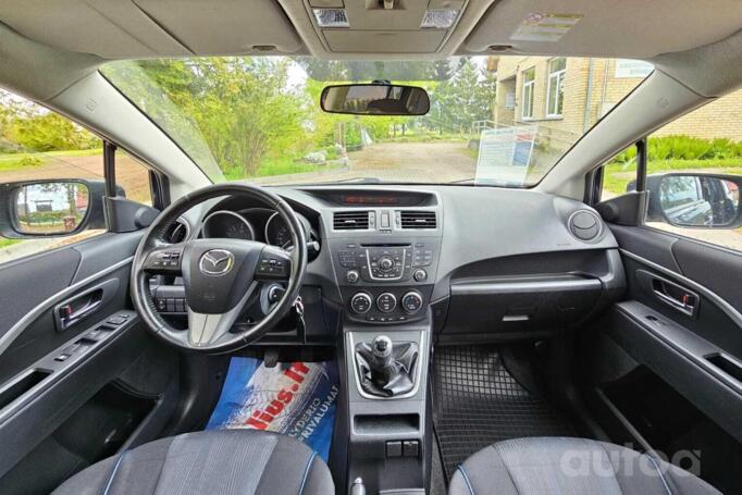 Mazda 5 2011
