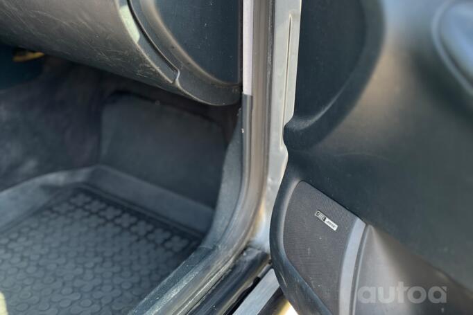 Audi S4 B5/8D Avant wagon 5-doors