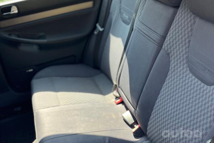 Audi S4 B5/8D Avant wagon 5-doors