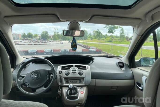 Renault Megane 2 generation [restyling] Sedan