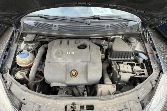 Skoda Fabia 5J Hatchback