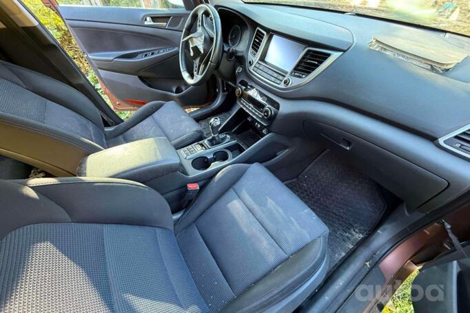 Hyundai Tucson 3 generation Crossover