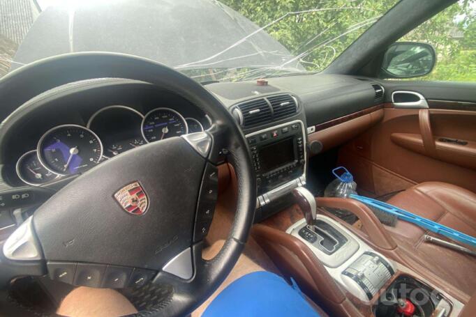 Porsche Cayenne 957 [restyling] Crossover 5-doors