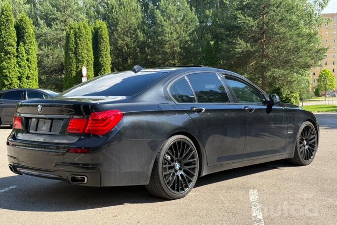 BMW 7 Series F01/F02 Sedan