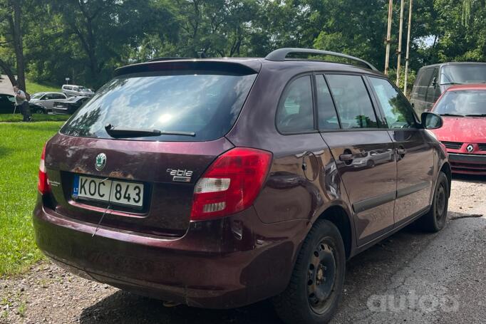 Skoda Fabia 5J [restyling] Combi wagon 5-doors