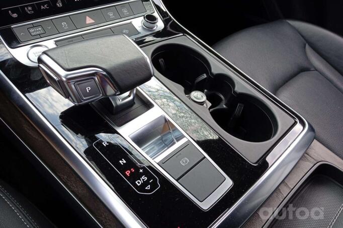 Audi Q8 1 generation Crossover