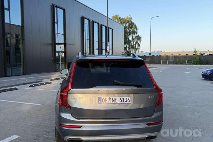 Volvo XC90 2019