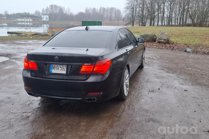 BMW 7 Series F01/F02 Sedan