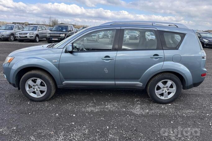 Mitsubishi Outlander 2 generation