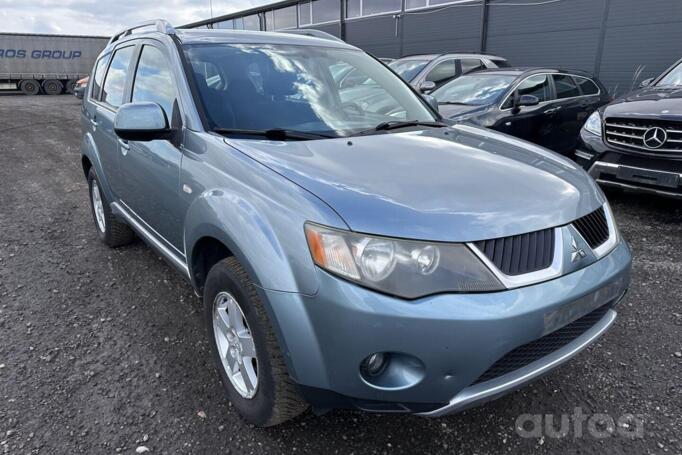Mitsubishi Outlander 2 generation