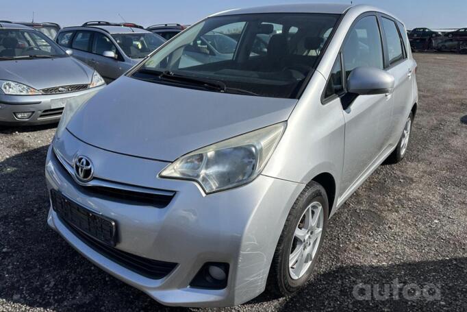 Toyota Verso-S 1 generation Minivan
