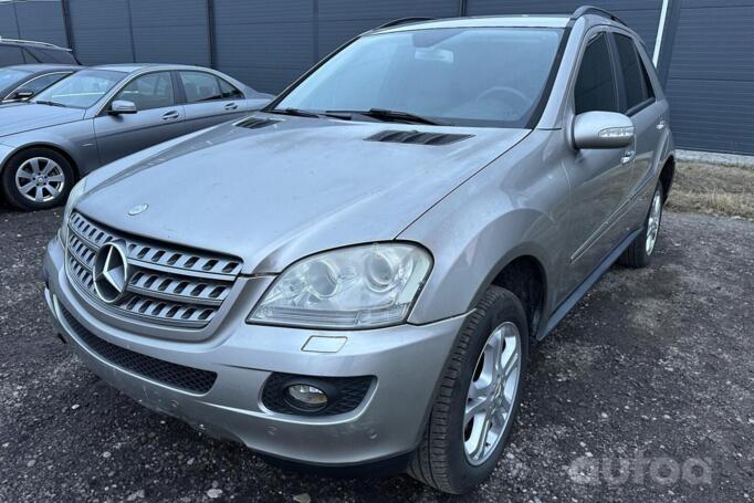 Mercedes-Benz M-Class W164 Crossover 5-doors