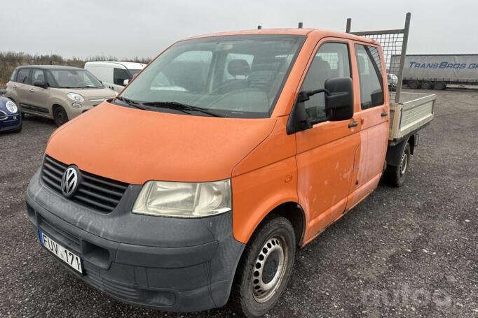 Volkswagen Transporter T5 Minivan 4-doors