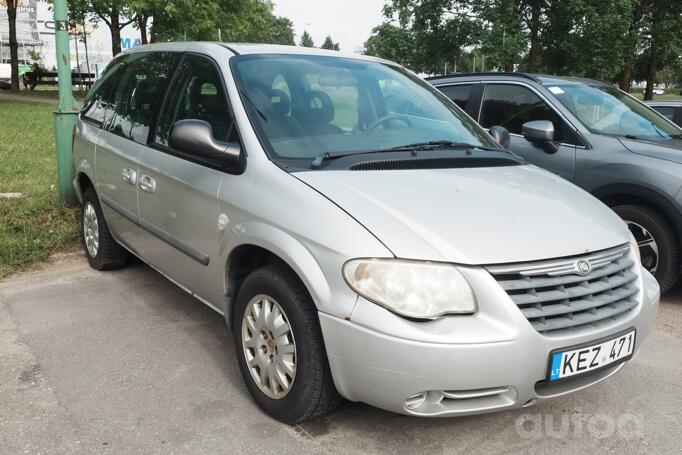 Chrysler Voyager 4 generation [restyling] Minivan