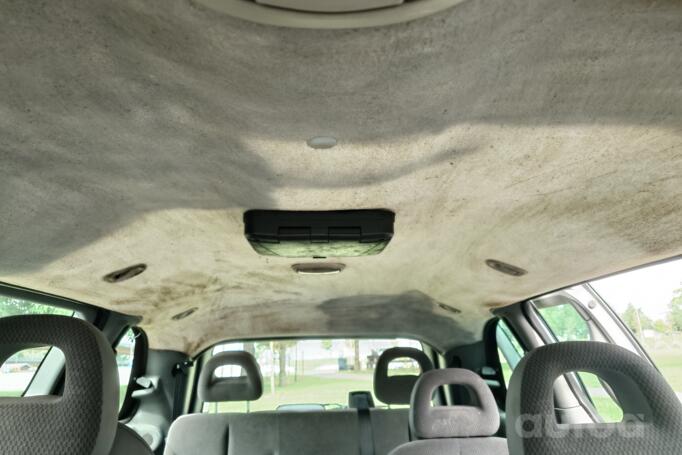 Chrysler Voyager 4 generation [restyling] Minivan