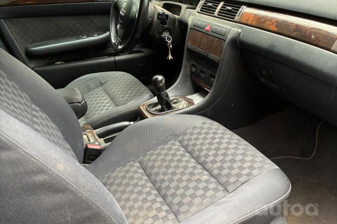 Audi A6 4B/C5 Sedan