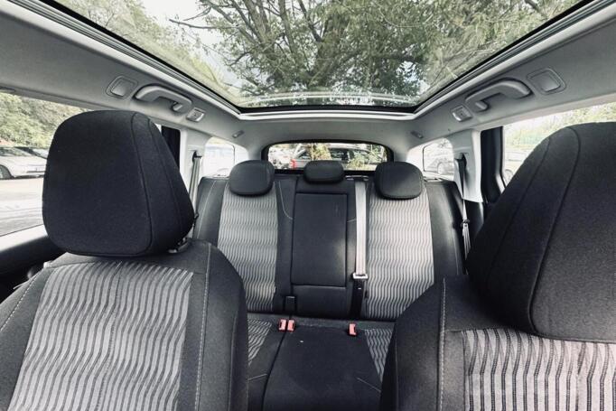 Peugeot 308 2015