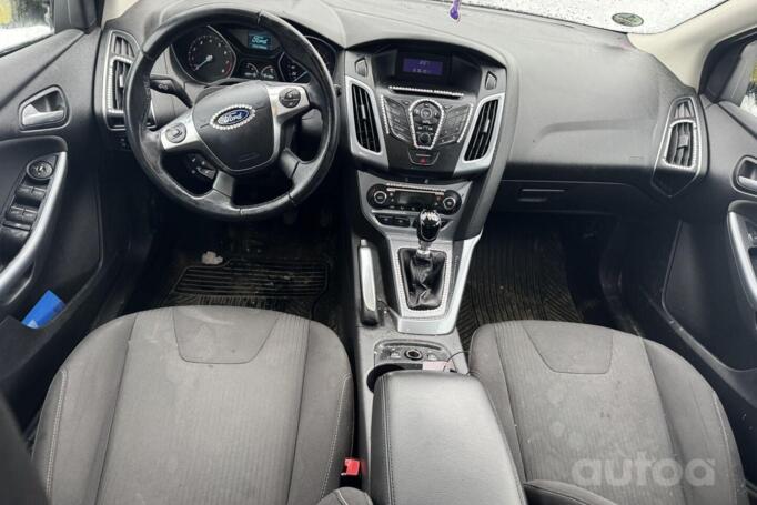 Ford Focus 3 generation wagon 5-doors