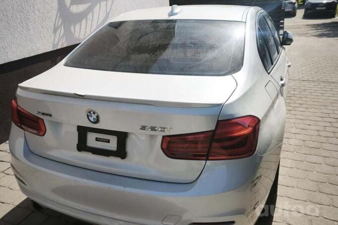 BMW 320 2016