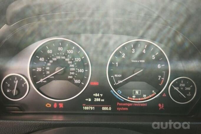 BMW 320 2016