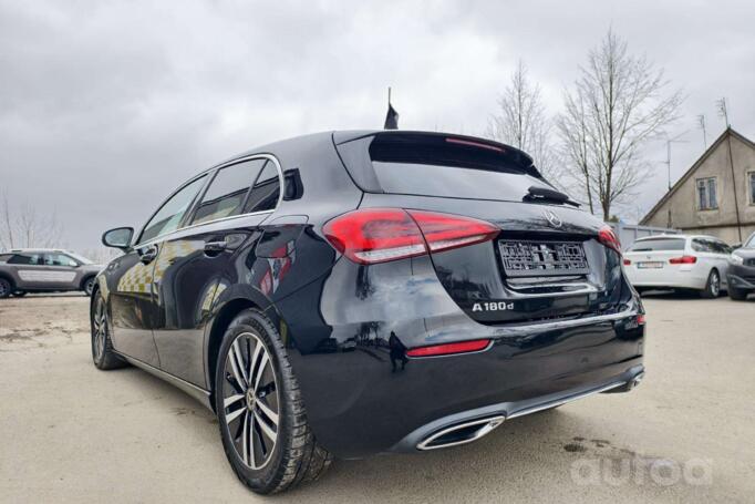 Mercedes-Benz A180 W117/V177 (2018-2021) Hatchback 5-doors