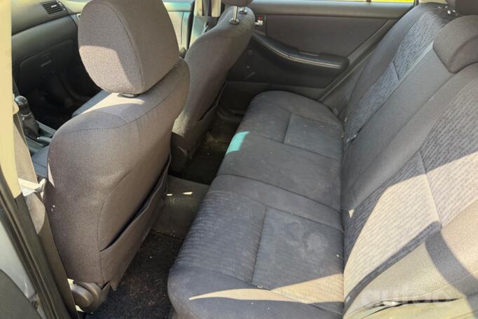 Toyota Corolla E120 Hatchback 5-doors