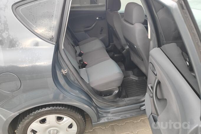 SEAT Toledo 3 generation Hatchback