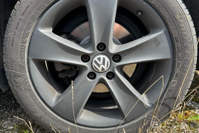 Volkswagen Passat B6 wagon 5-doors