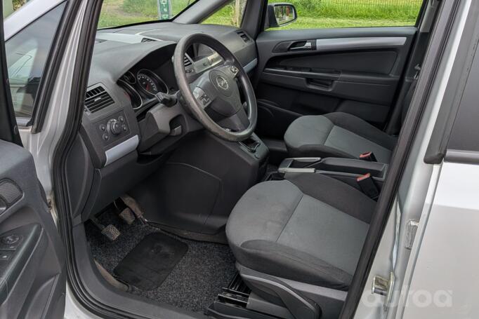 Opel Zafira B Minivan 5-doors