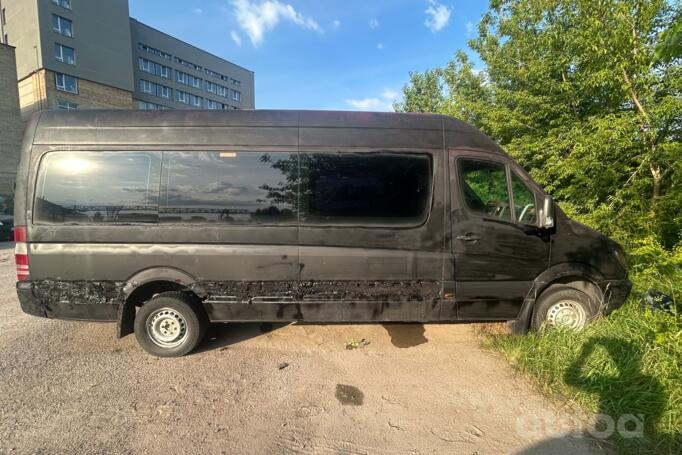 Mercedes-Benz Sprinter Second generation