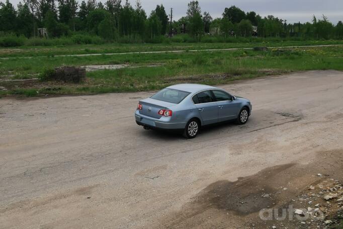 Volkswagen Passat B6 Sedan 4-doors