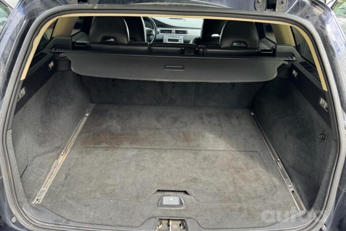 Volvo V70 3 generation wagon