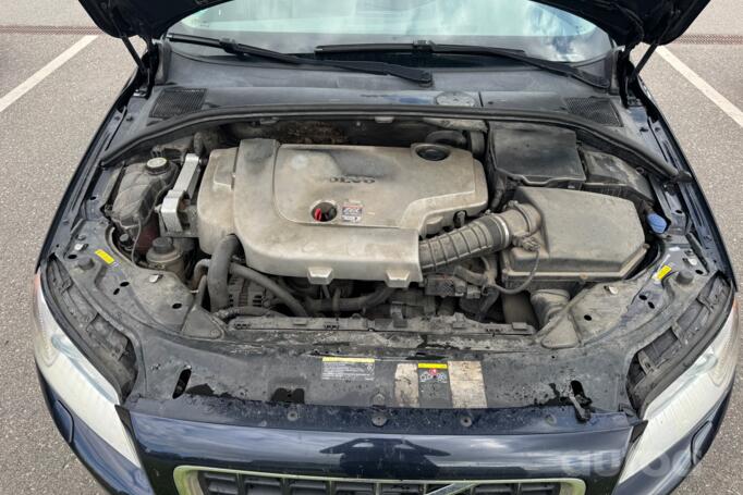 Volvo V70 3 generation wagon