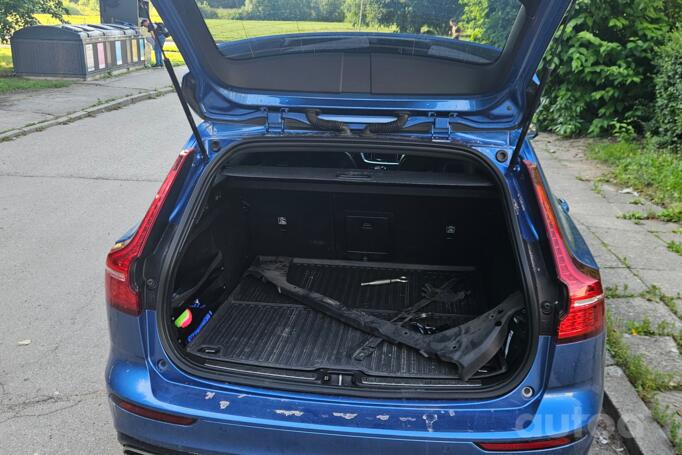 Volvo V60 2 generation wagon 5-doors