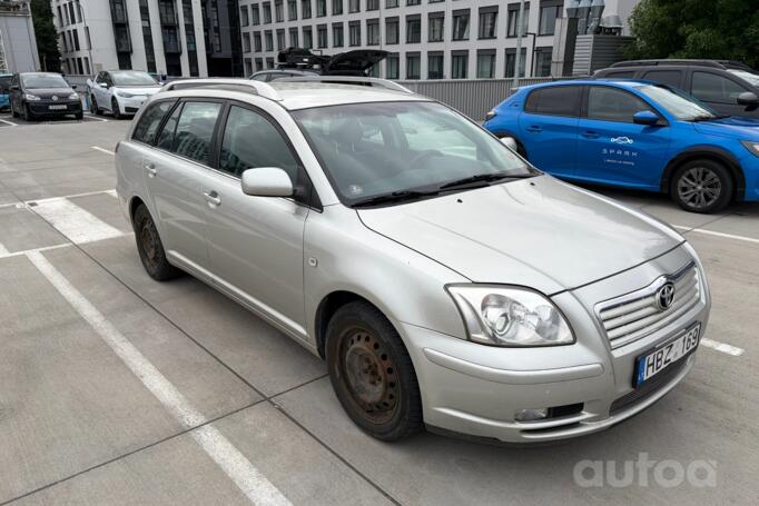Toyota Avensis 2 generation wagon
