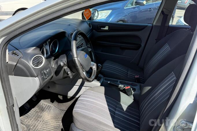 Ford Focus 2 generation wagon 5-doors