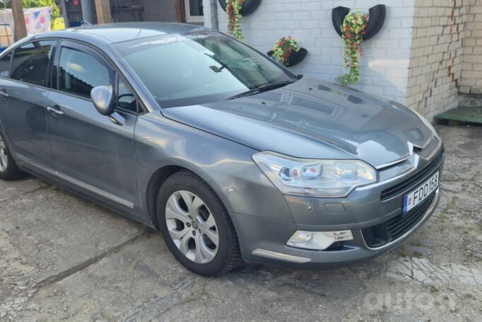 Citroen C5 2 generation Sedan