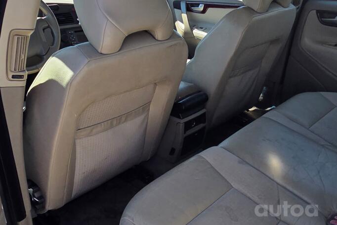 Volvo V70 2 generation R wagon 5-doors
