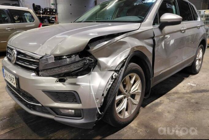 Volkswagen Tiguan 2 generation Crossover 5-doors